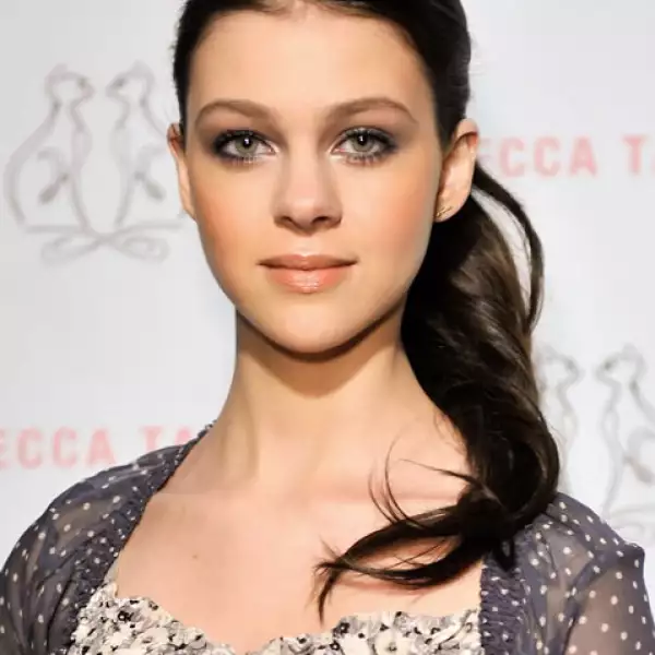 Tiene 18 años y a su corta edad ha tenido considerables participaciones en cine y televisión.