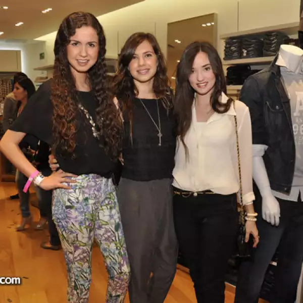 Danny Fonseca, Karen Rubio y Ana Hernández