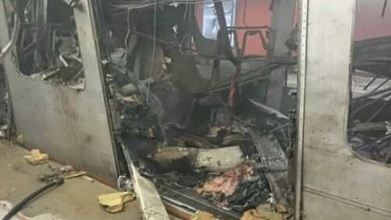 Así quedó uno de los vagones en la estación de metro de Maalbeek. (Twitter)