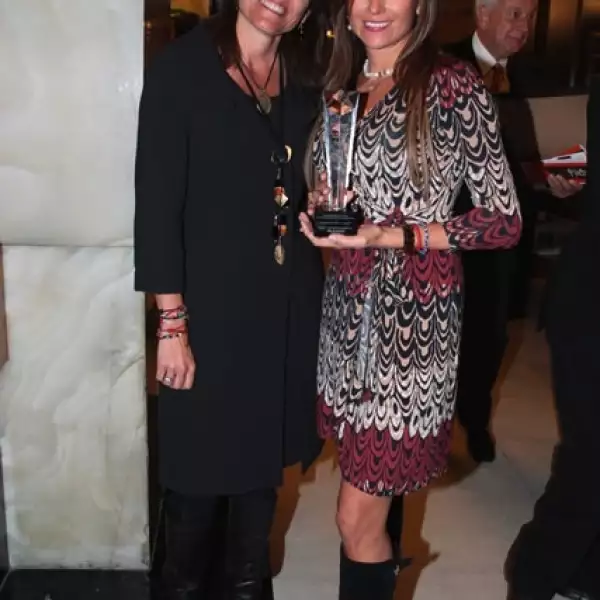 Allyne Obregon,Carolina Elizalde