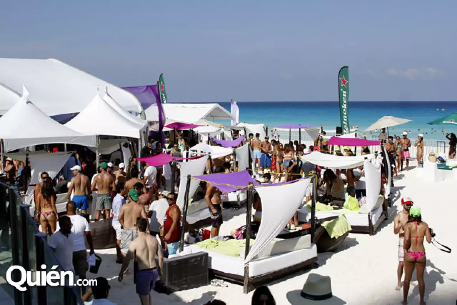 Pool Party Aniversario ME Cancún