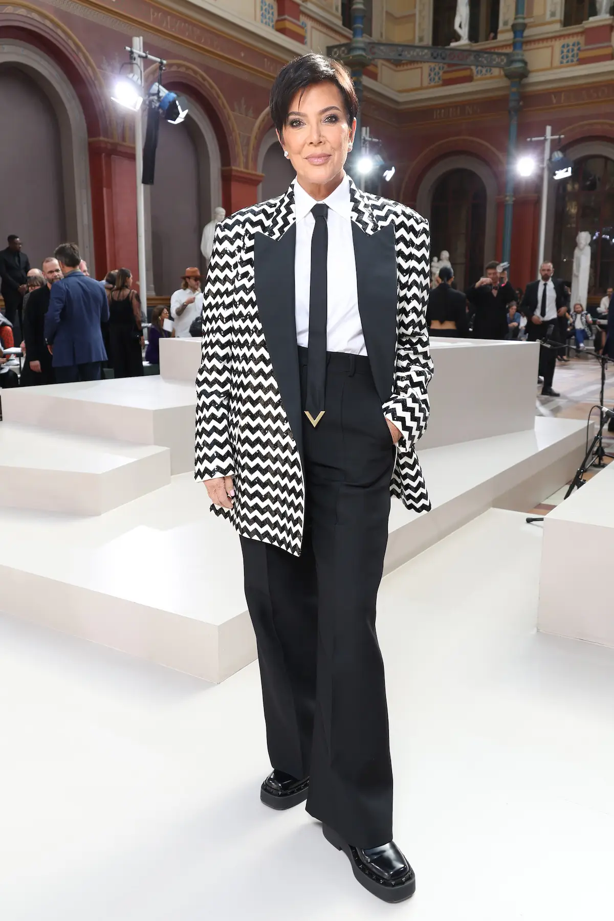 Valentino : Front Row - Paris Fashion Week - Womenswear Spring/Summer 2024