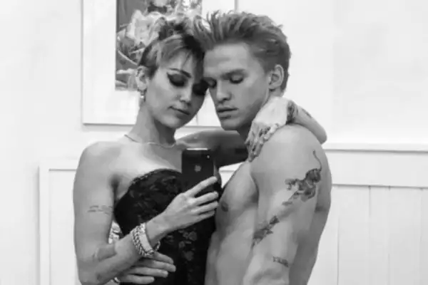Miley Cyrus y Cody Simpson