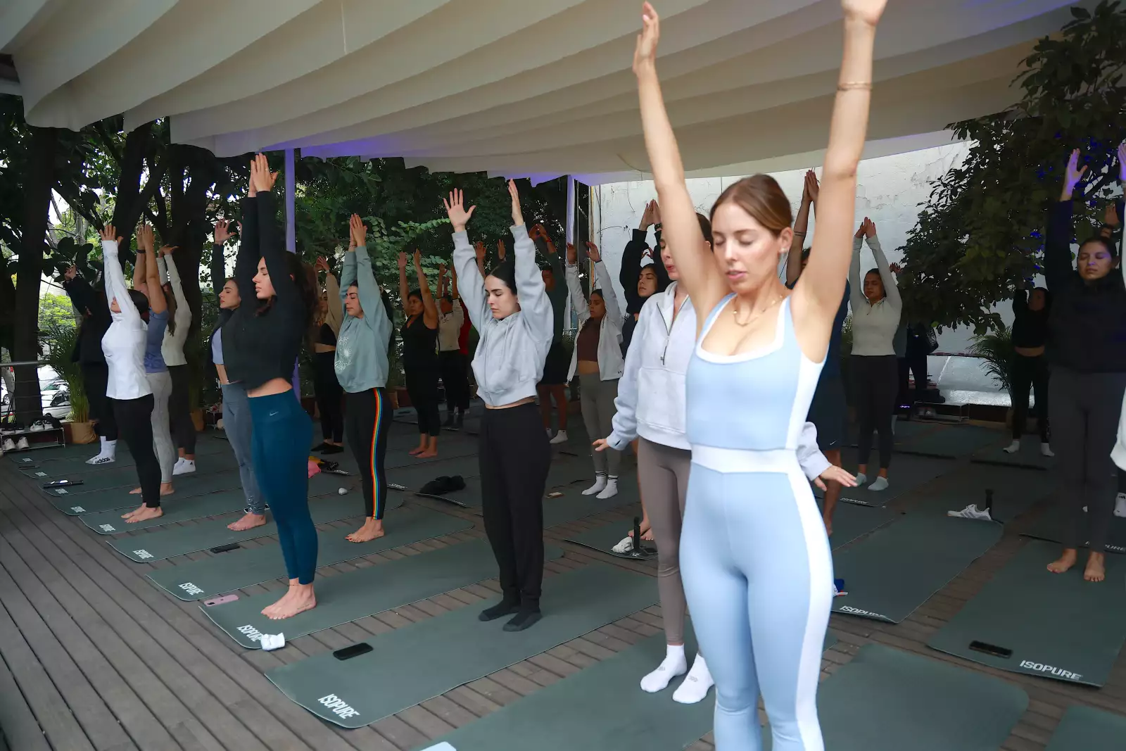 JAZ AND RONI 050.JPG