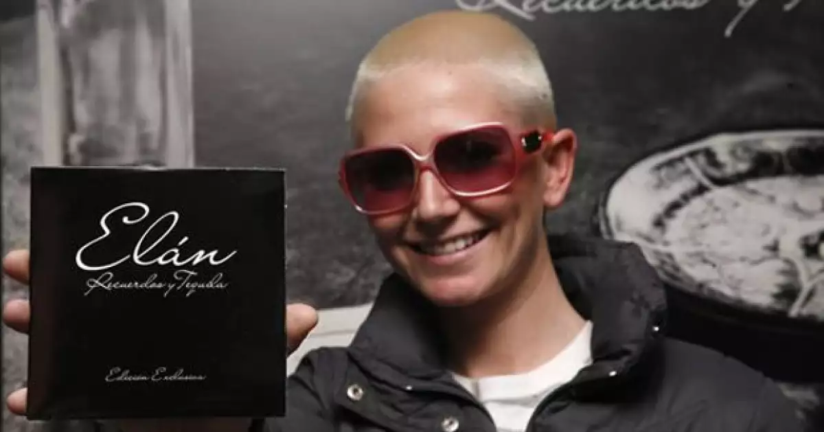 La cantante promociona su primer disco en español, el cual está lleno de remembranzas personales y familiares.