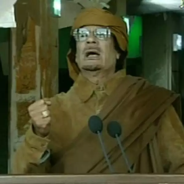 Moammar Gadhafi en mensaje televisivo Libia