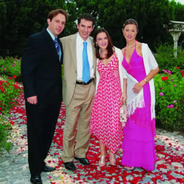 Jaime Cobian, Gabriel Romay, Carla Trigueros, Maryloli Stadelmann