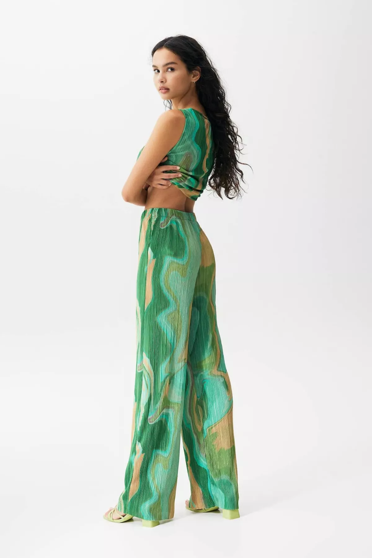 Pantalones plisados