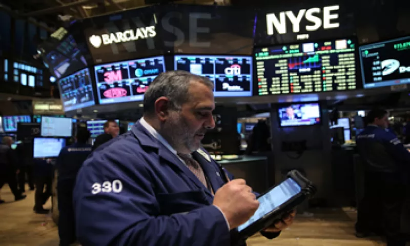 Una alza de las tasas por parte de la Fed podría sacudir a los mercados. (Foto: AFP)