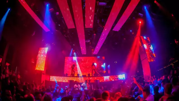 La Ciudad del Pecado ha adoptado esta tradición mexicana, convirtiéndose en la segunda casa para celebrar el grito de independencia. Descubre cuáles son los mejores hotspots para ese día.