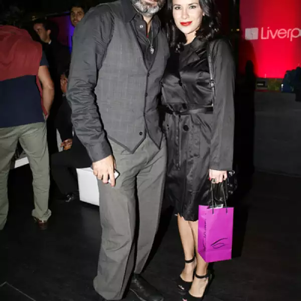 Mauricio Islas, Paloma Quesada