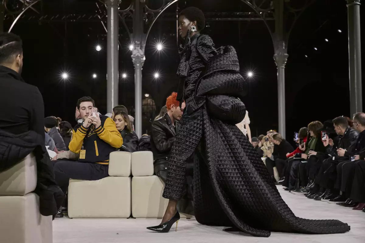 Balmain atm F23 024.jpg