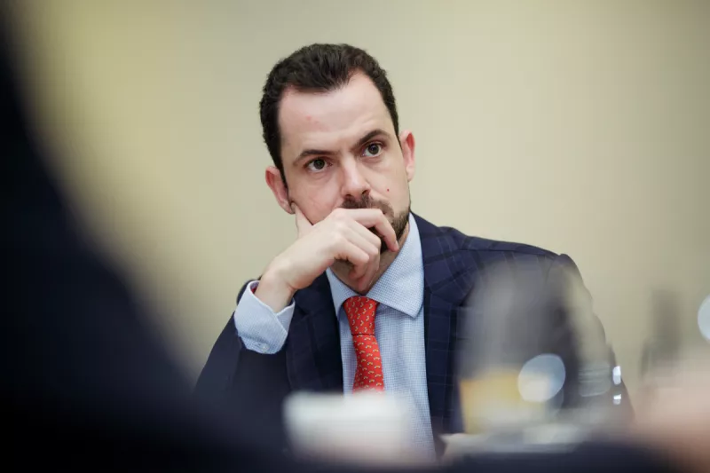 PAUL OSPITAL_001.jpg