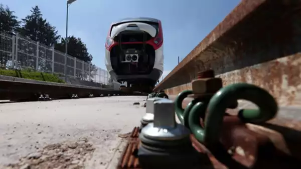 Tren Interurbano 1