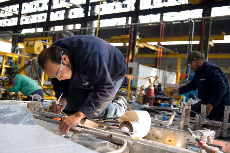 Bombardier cuenta con un programa constante de atracci�n de talento en las universidades y concretamente con el Instituto Tecnol�gico de Estudios Superiores de Monterrey (ITESM)