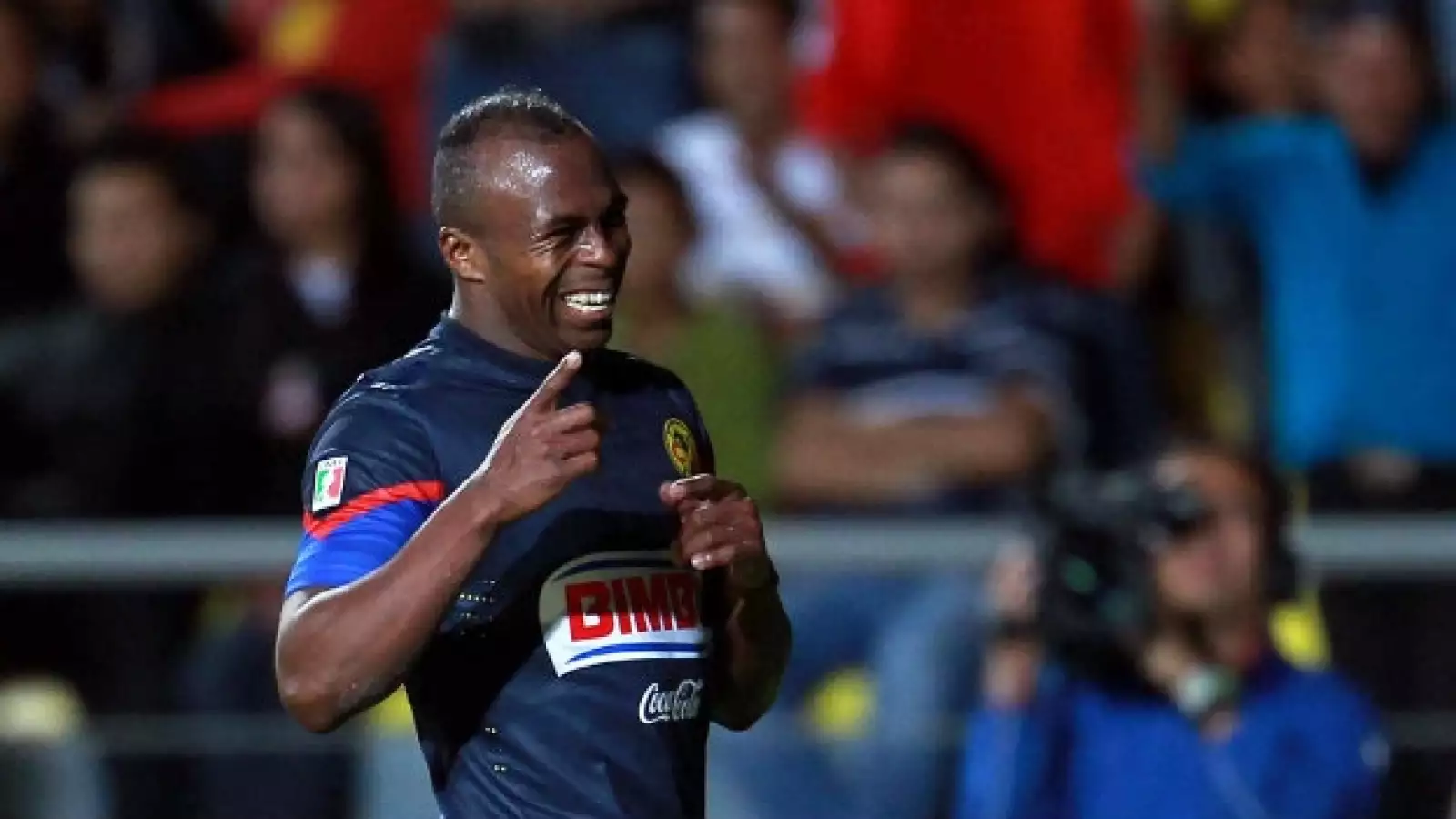 America vence a Morelia en cuartos de final