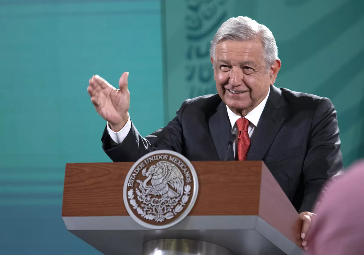 amlo_programa_adults_mayores.jpg