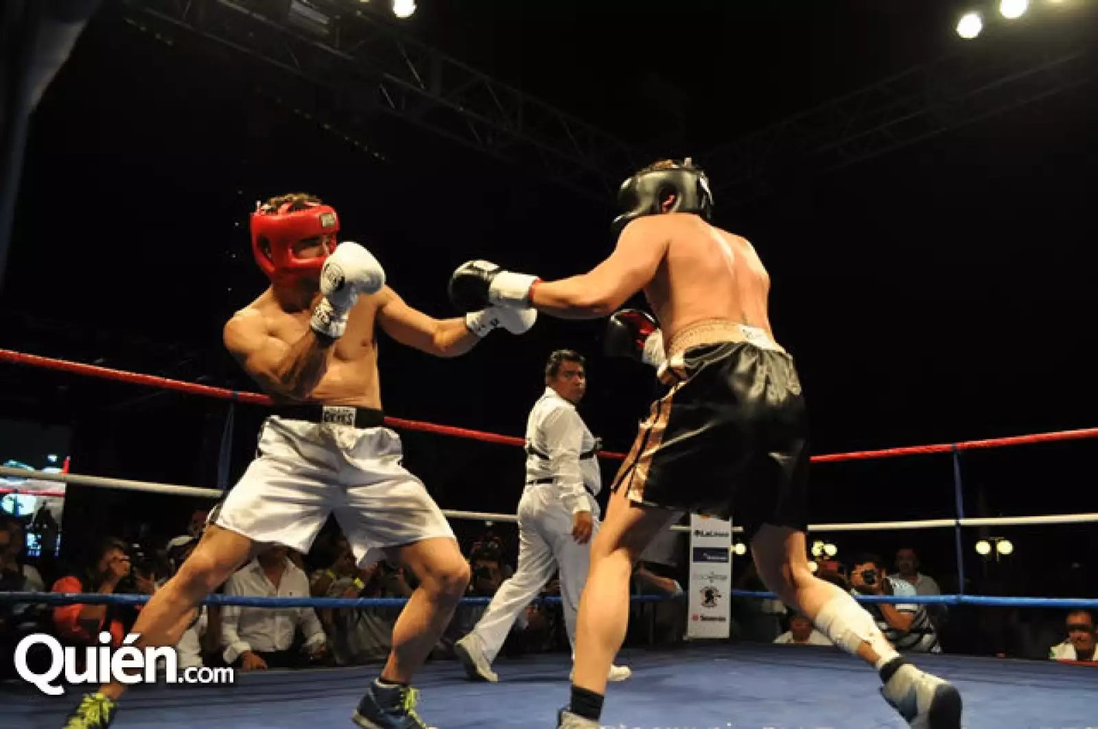 Pelea de box entre Gabriel Soto vs Marcus Ornellas y Miguel Torruco vs Antonio de la Vega