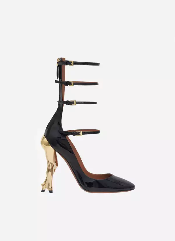 zapatos-anne-hathaway-piernas-alaia.jpg