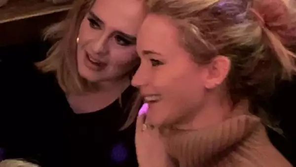 Adele y Jennifer Lawrence