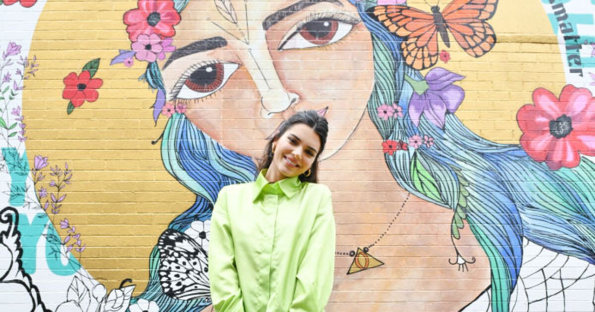 Controversy haunts Kendall Jenner's tequila: accuses her of Cultural appropriation