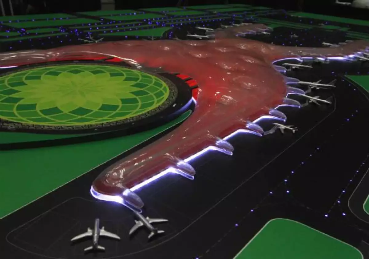 Maqueta del proyecto de nuevo aeropuerto capitalino