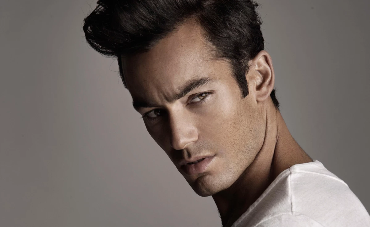 Aaron Díaz