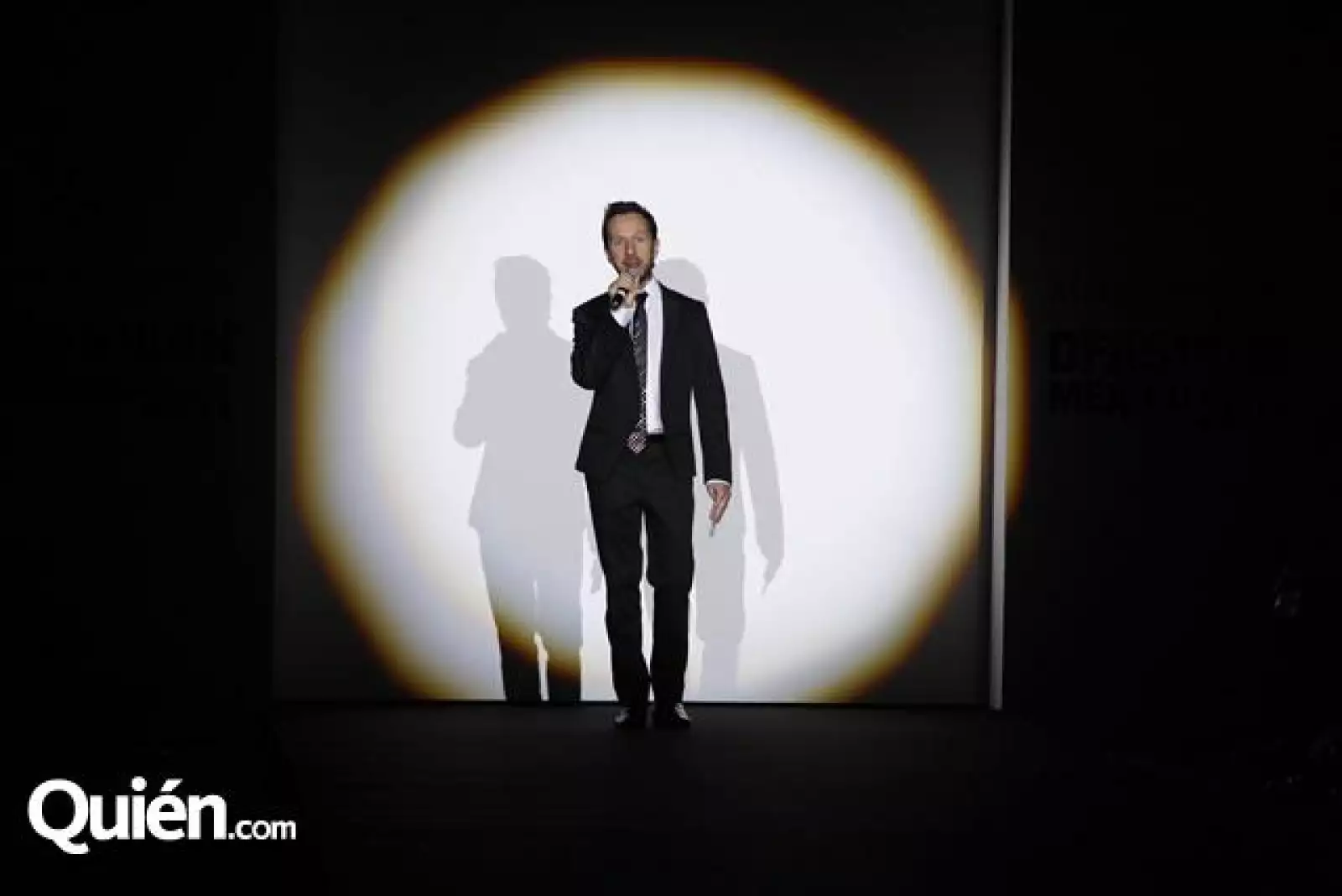 MBDF Pasarela Contempo Busca