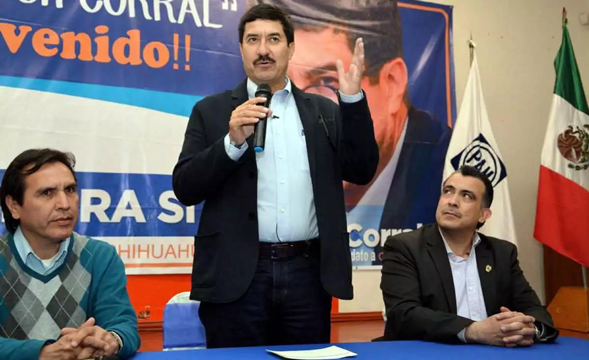 Javier Corral dijo contar con pruebas que acreditan que el hermano del gobernador César Duarte fue detenido en Estados Unidos por posesión de marihuana.