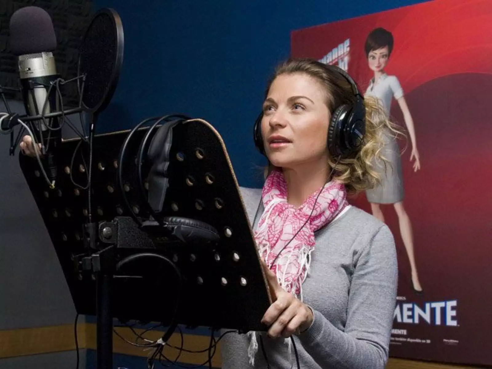 Por primera vez Ludwika Paleta prestó su voz para una cinta animada, ella asegura que desde hace tiempo tenía ganas de hacerlo. Será la reportera de la nueva historia de DreamWorks, `Megamente´.