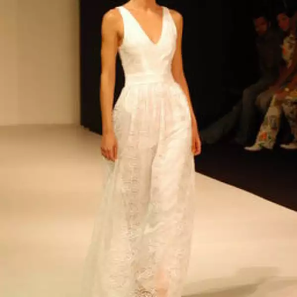 Desfile Denisse Duran