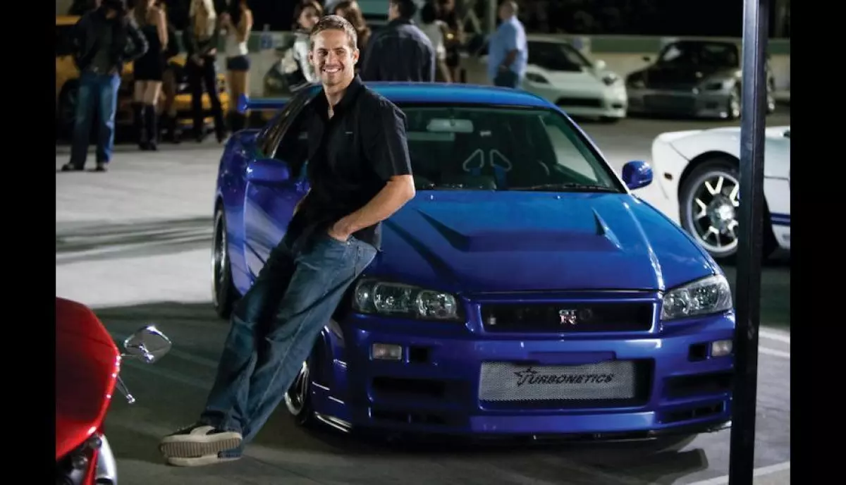 paul walker nissan gtr.jpg