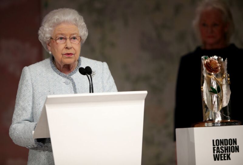 Reina Isabel II