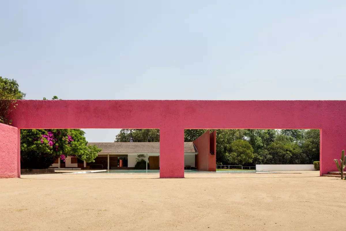 la-cuadra-luis-barragán