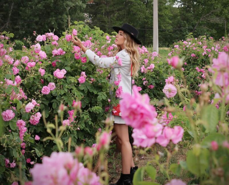 "CHANEL No. 5 es el perfume más icónico de la Maison y cada vez que lo olemos nos transporta inmediatamente a un momento que nos hace recordar algo especial"