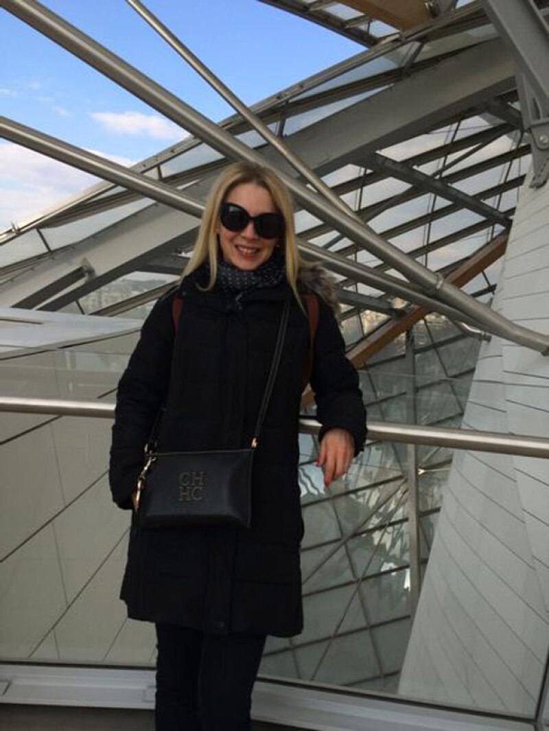 La guapa actriz visitó la Fundación Louis Vuitton, la cual fue inaugurada el 20 de octubre del año pasado.