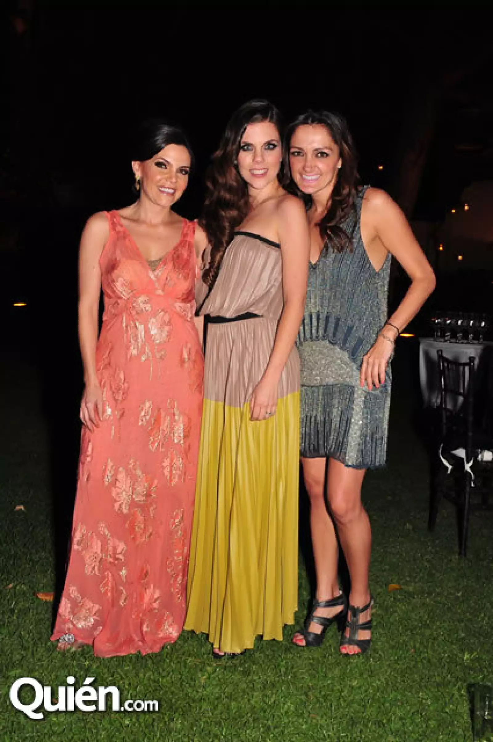 Gaby Vaencia,Claudia Lozano,Mireille Vizcaino