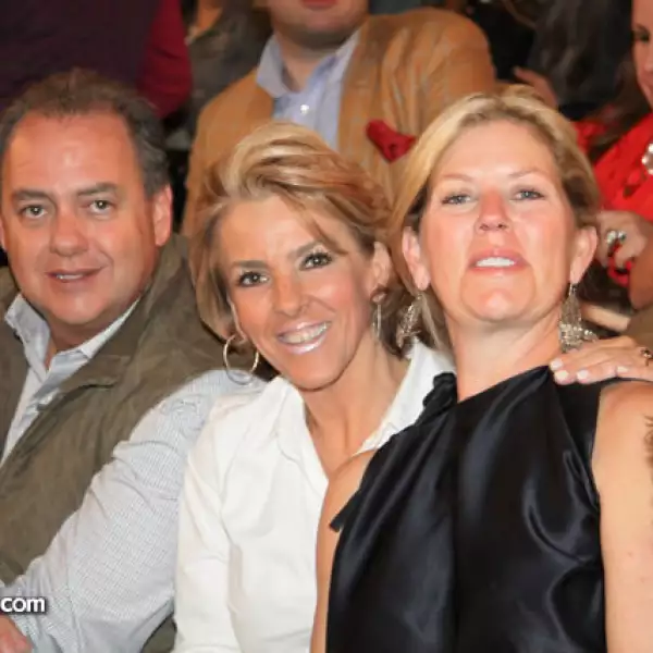 Ricardo Perusquía,Mary Tere B. Perusquía,Paige Johnson