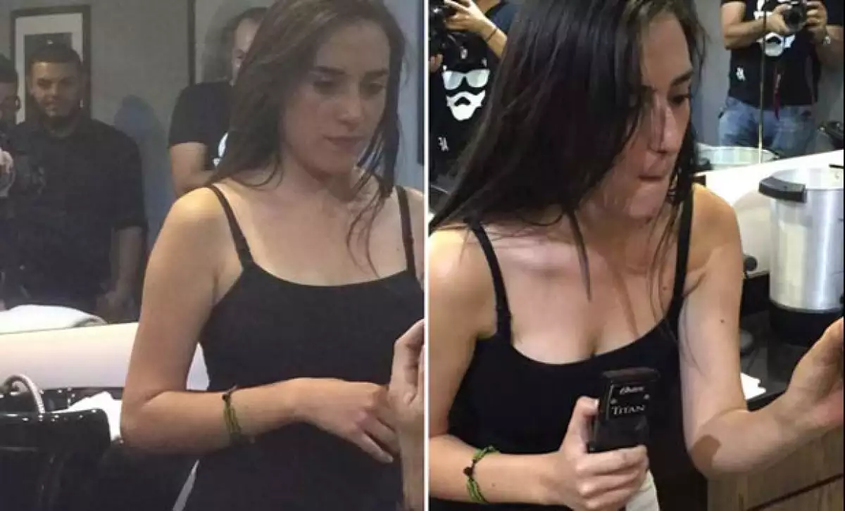 Estos son los momentos previos cuando Karla planeaba cómo quitarle la barba a su cantante favorito.