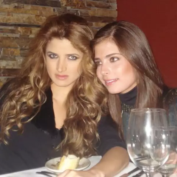 Actualmente sale con Rosdrigo Ruíz de Teresa.