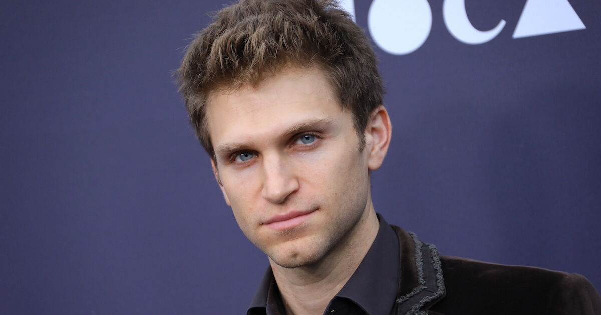 Keegan Allen, actor de Pretty Little Liars, denuncia violento asalto a punta de pistola en Los Ángeles