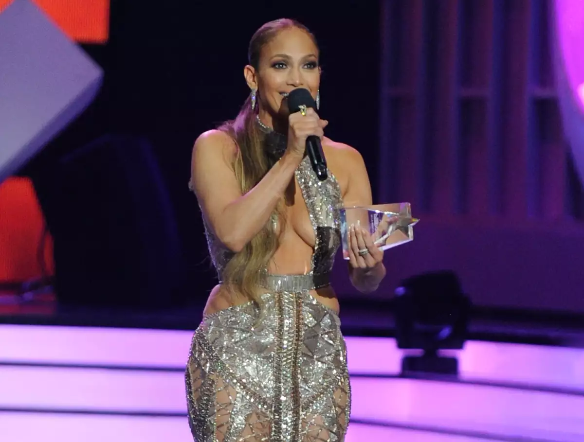 Jennifer Lopez