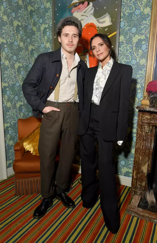 Victoria-Beckham-Brooklyn-Beckham