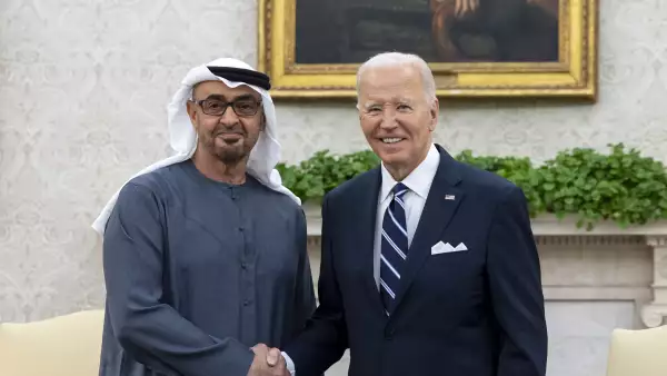 Joe-Biden-y-Sheikh-Mohamed-bin-Zayed-al-Nahyan