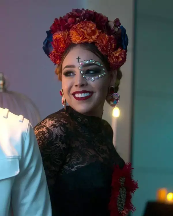 Danna Paola catrina