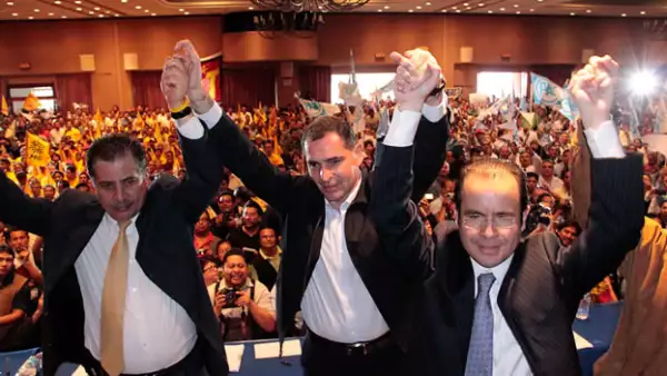 Candidato a la gubernatura de Oaxaca Gabino Cue