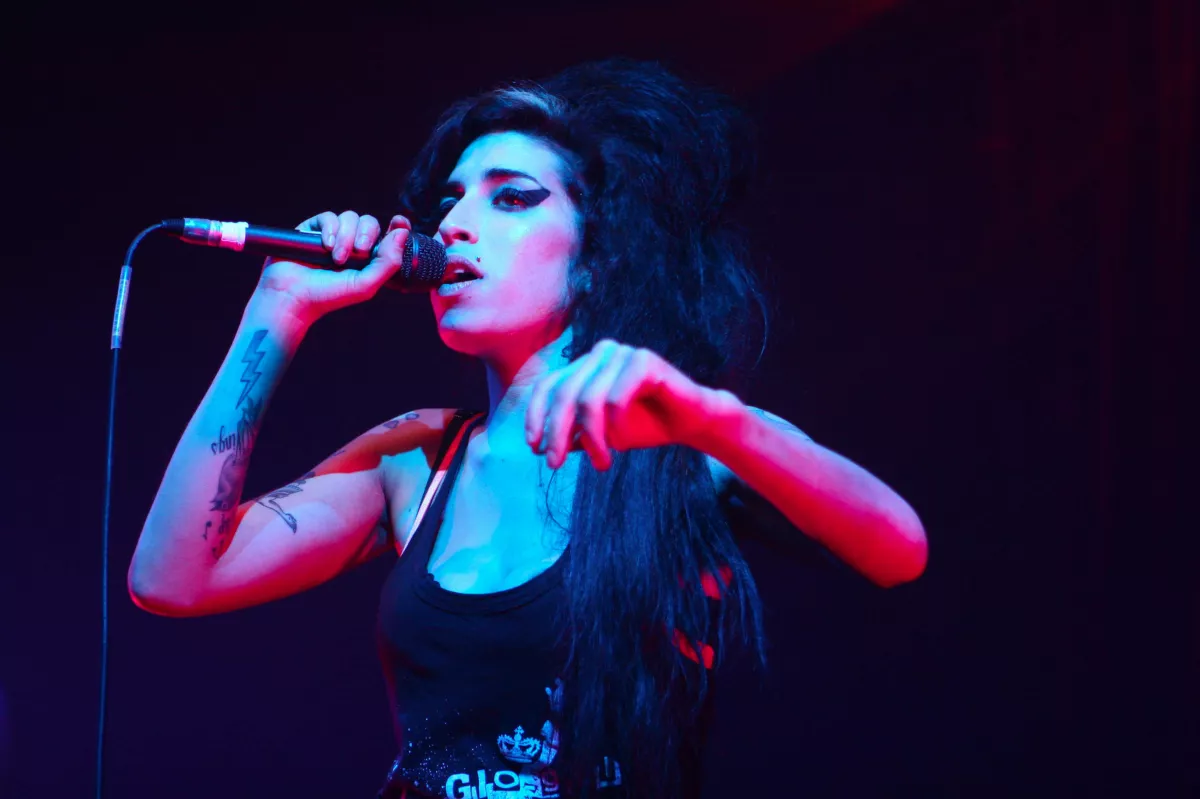 amy-winehouse-death(1)