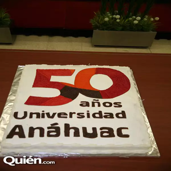 Pastel Aniversario Universidad Anáhuac