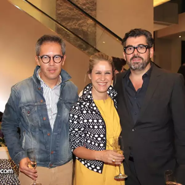 Alfonso Parra,Claudia García y Carlos Salcido