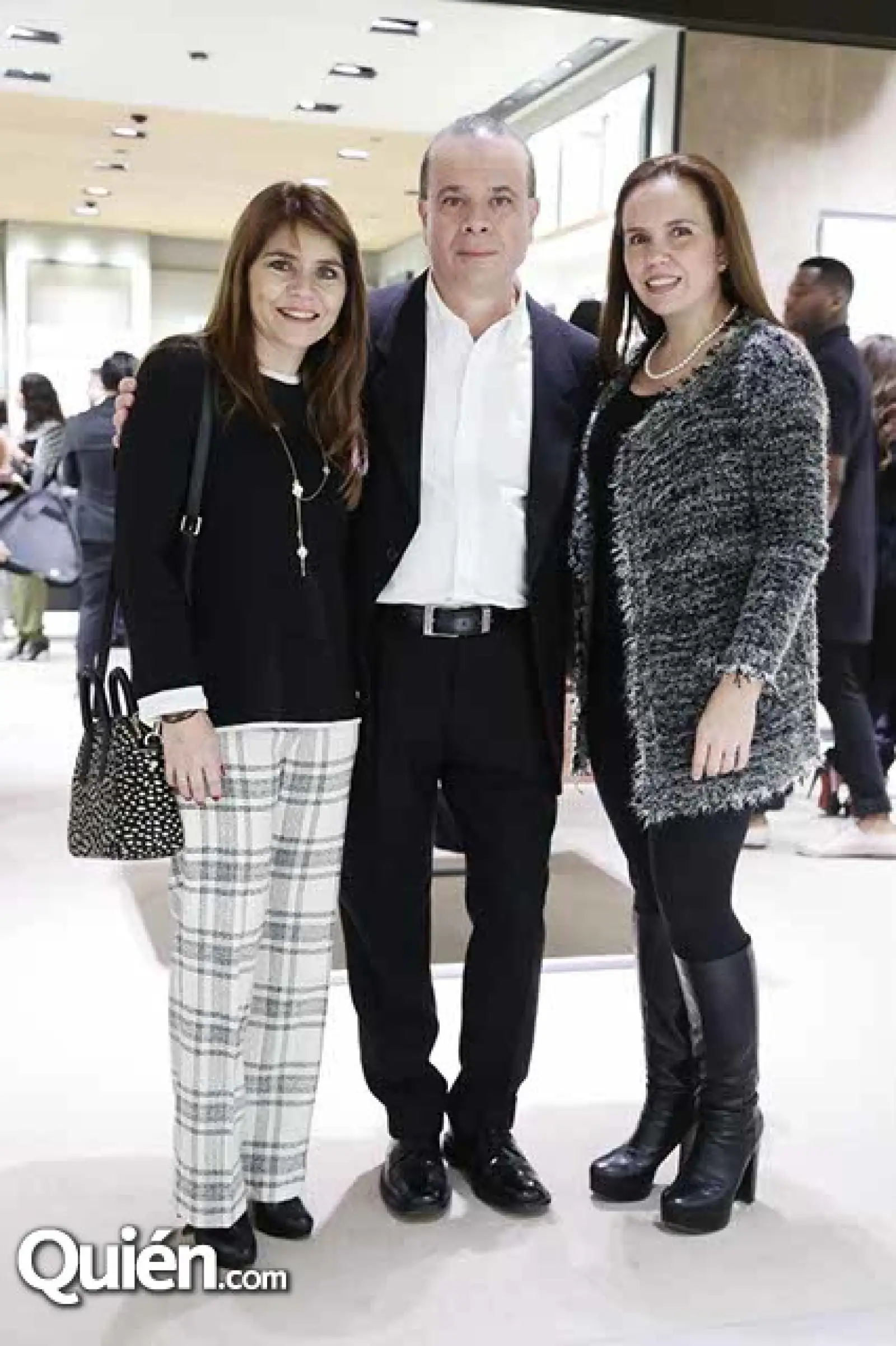 Jessica Austin,Felipe y Maribel Sánchez